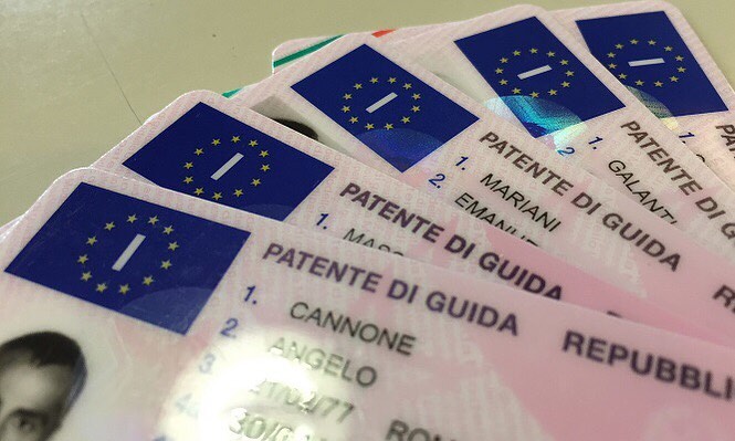 Acquista la patente di guida online